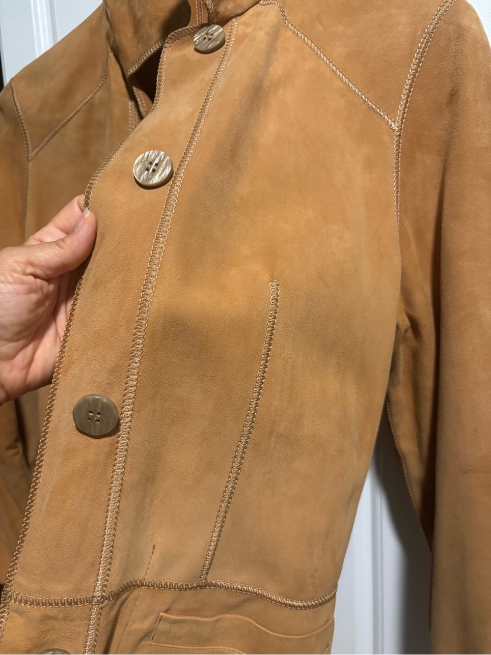 Women’s Tan  reversible. Leather and Suede Button-Front Jacket - Picture 12 of 12